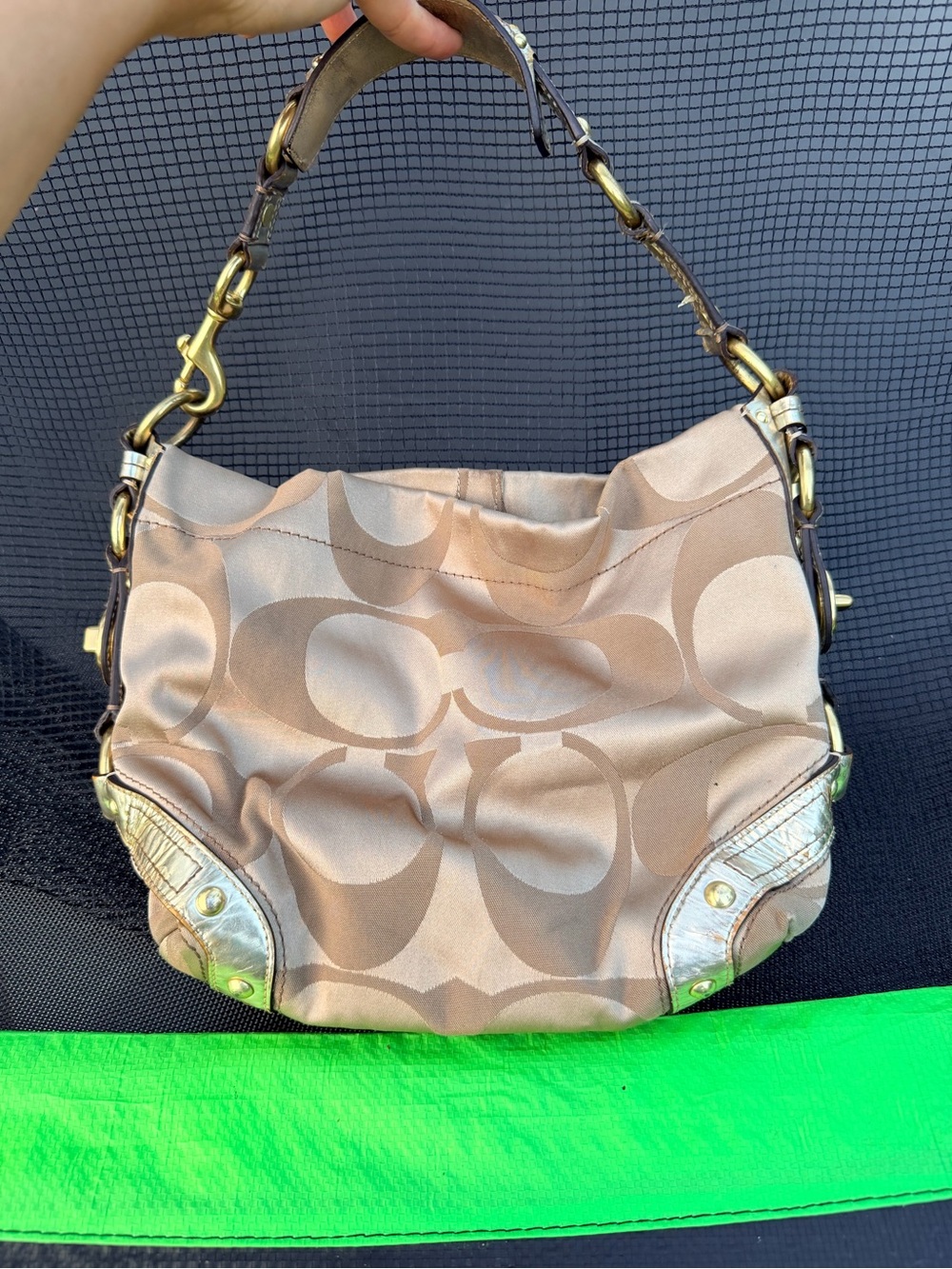 Coach Vintage Chelsea Wool Tweed Turnlock Hobo Bag Beige Leather Authentic